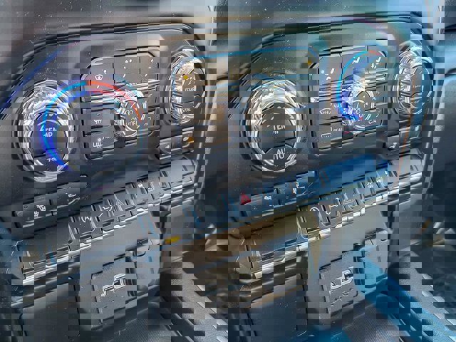 Used 2022 GMC Sierra 1500 Elevation image 16