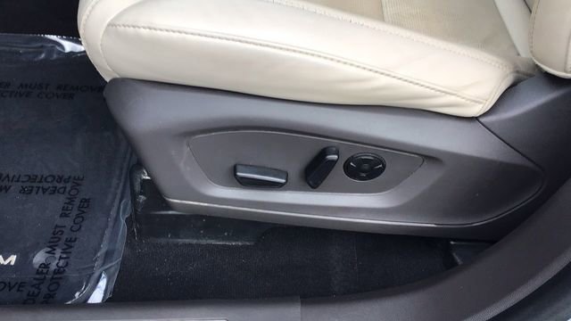 Certified 2021 Ford Explorer Platinum w/ Equipment Group 601A image 18