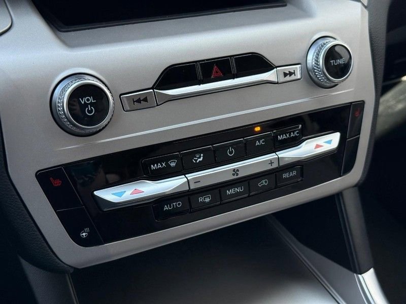 Certified 2023 Ford Explorer XLT w/ Equipment Group 202A image 20