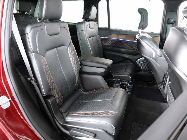 Used 2021 Jeep Grand Cherokee L Summit w/ Luxury Tech Group V AWD/4WD image 20