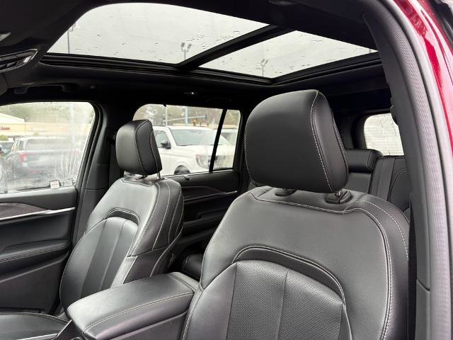 Used 2024 Jeep Grand Cherokee Limited 4xe w/ Luxury Tech Group II image 16