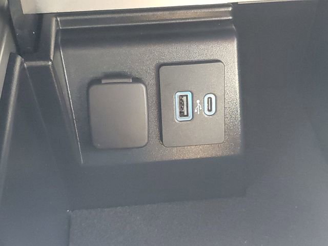 Certified 2023 Ford Explorer XLT w/ Equipment Group 202A image 24