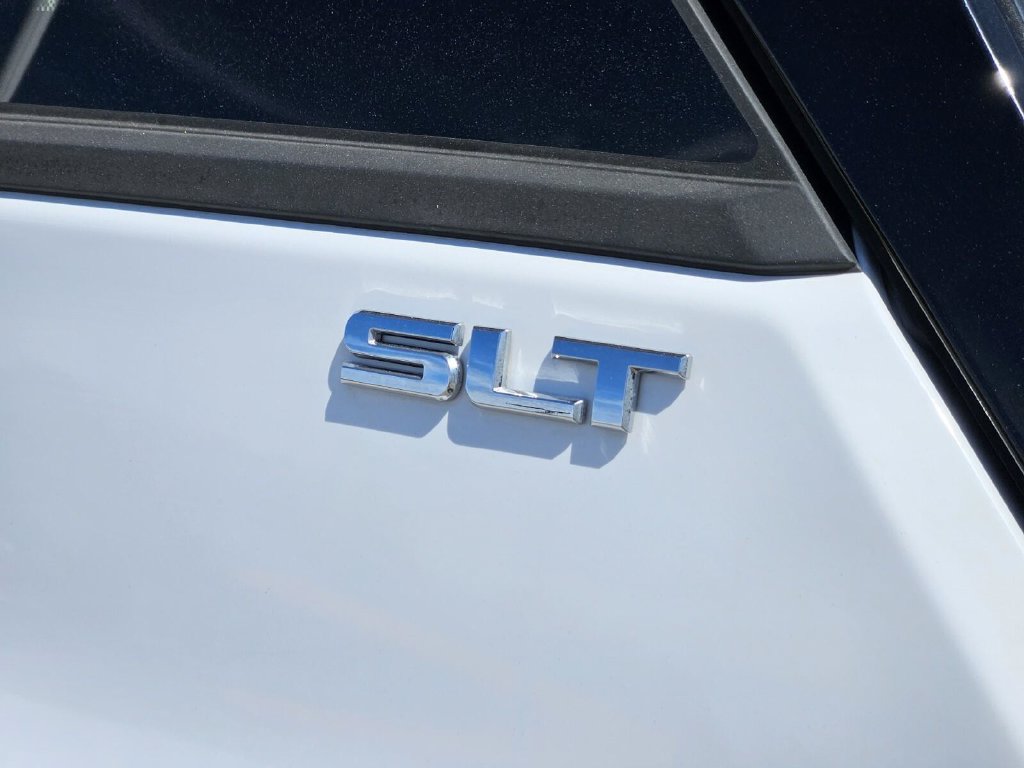 Used 2020 GMC Terrain SLT w/ Preferred Package FWD image 9