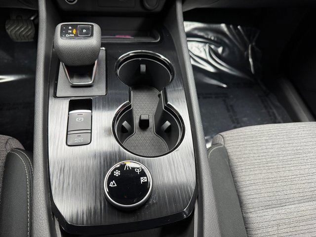 Used 2023 Nissan Rogue SV image 19