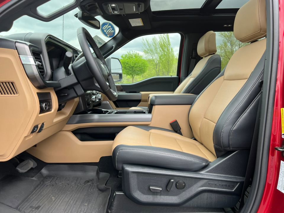 Certified 2026 Ford F350 Lariat w/ Black Appearance Package AWD/4WD image 4