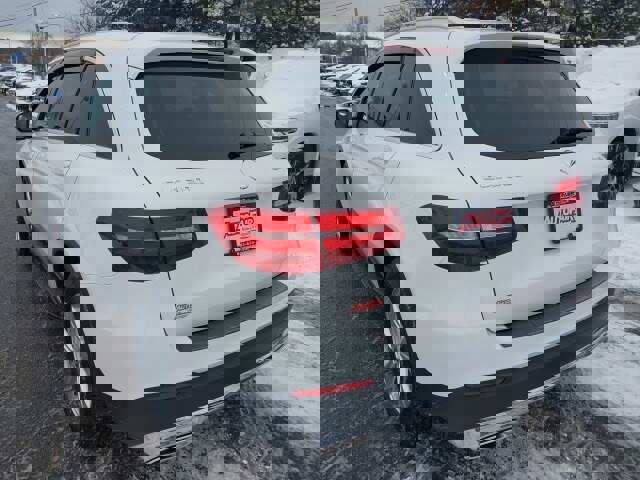 Used 2018 Mercedes-Benz GLC 300 4MATIC image 3