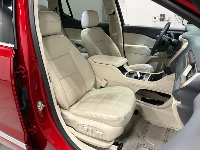 Used 2021 GMC Acadia Denali w/ Denali Technology Package image 41