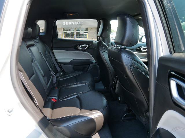 Used 2025 Jeep Compass Limited AWD/4WD image 13