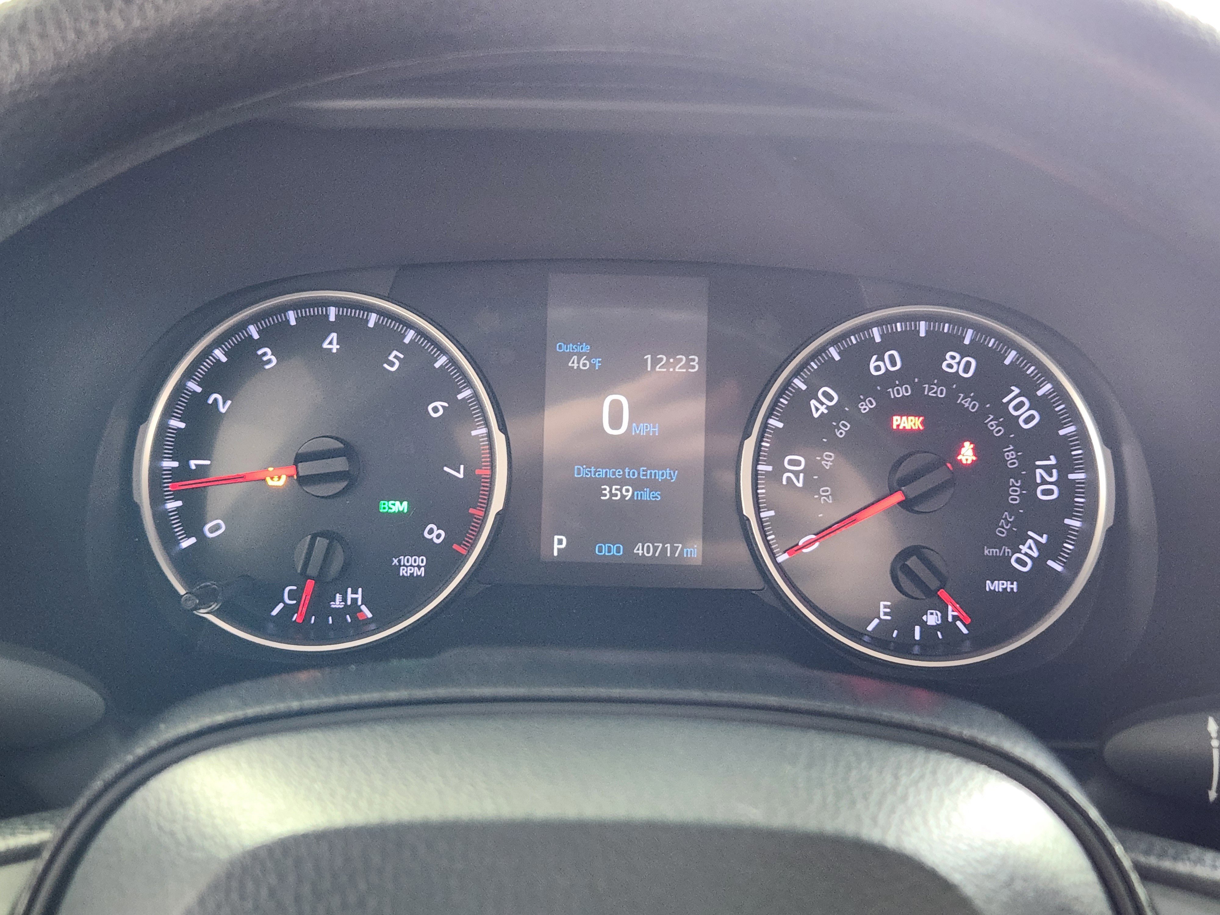 Used 2022 Toyota RAV4 XLE image 20