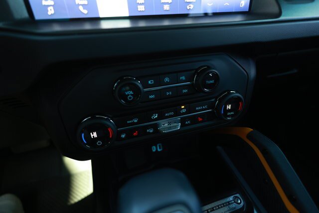 Certified 2024 Ford Bronco Badlands AWD/4WD image 15