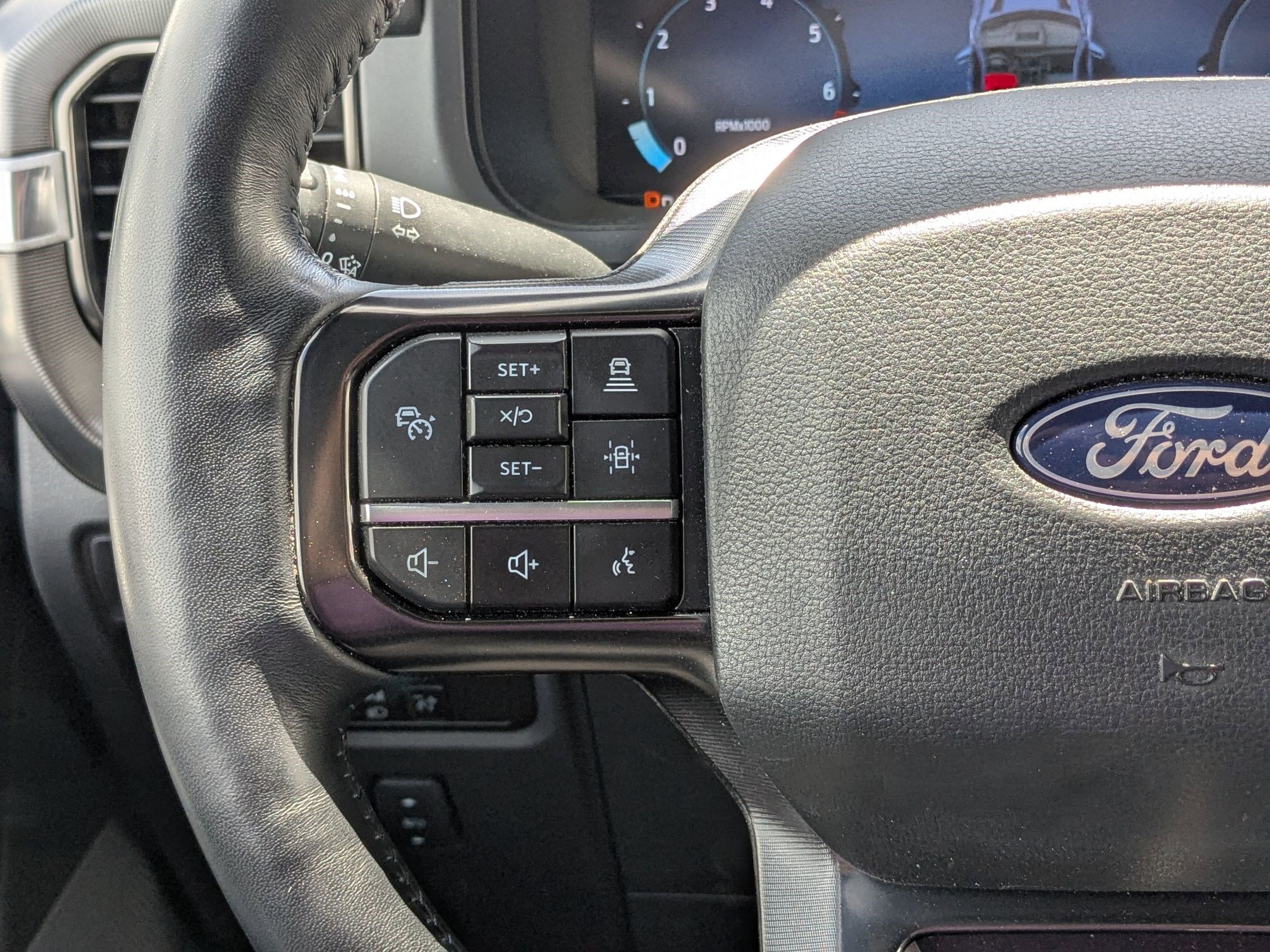Certified 2024 Ford F150 Platinum w/ Equipment Group 702A High AWD/4WD image 19