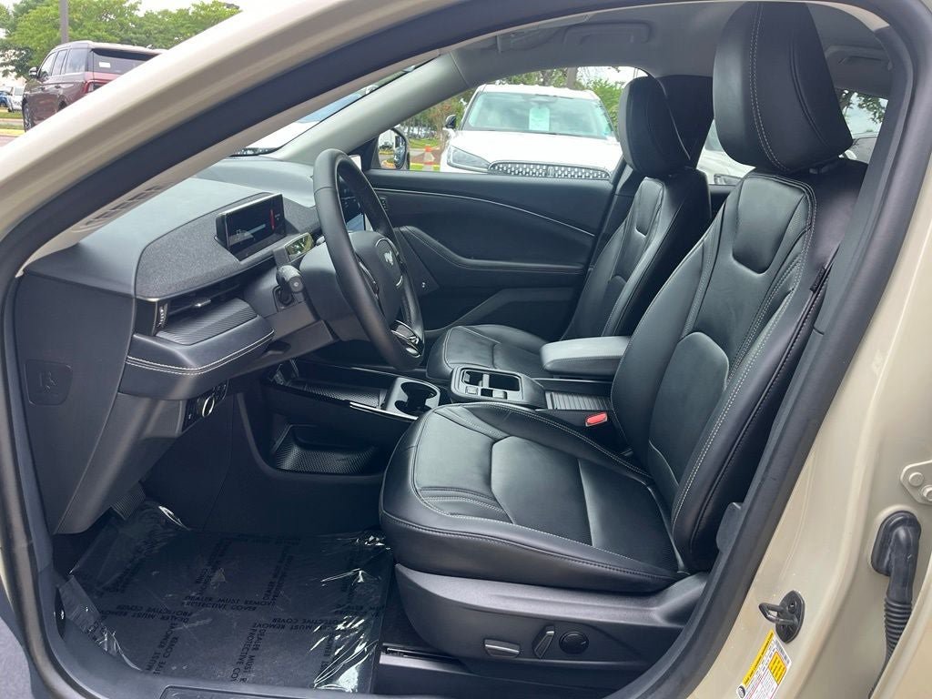 Certified 2025 Ford Mustang Mach-E Premium AWD/4WD image 25