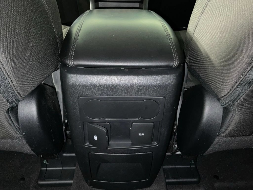 Certified 2023 Ford Explorer XLT RWD image 18
