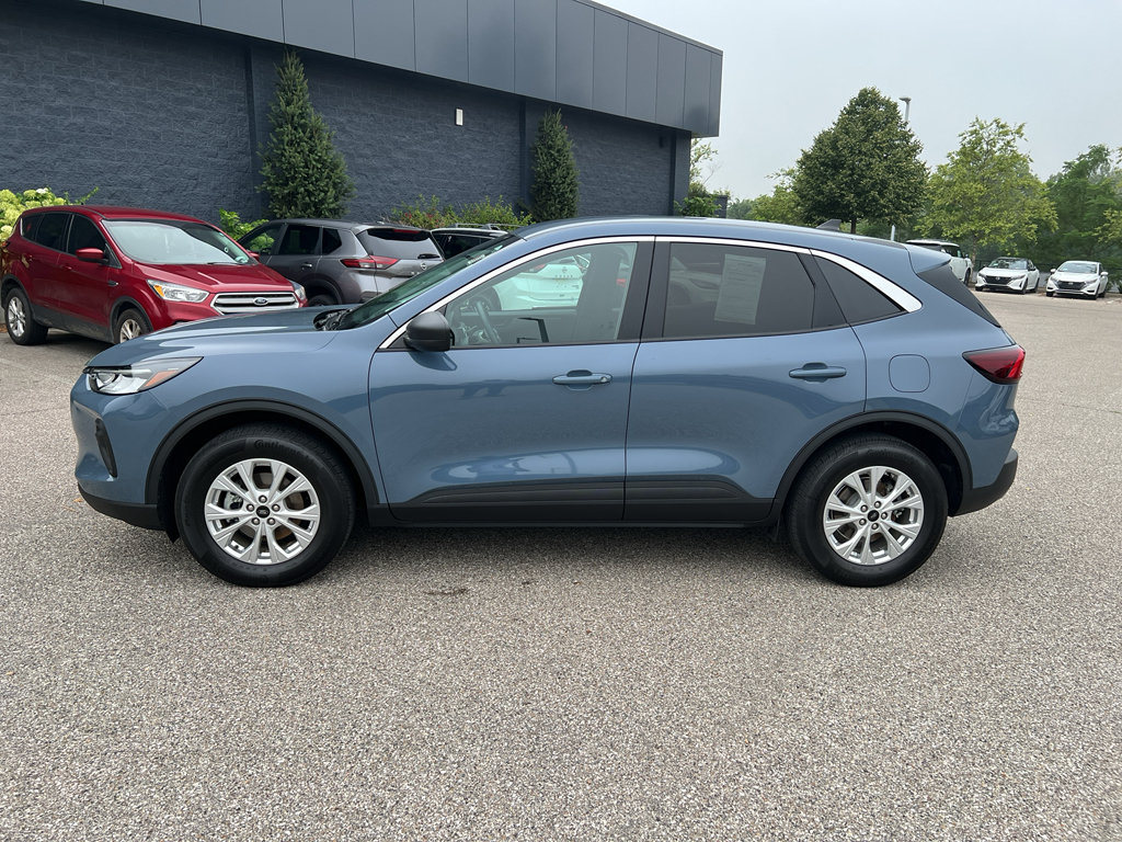 Certified 2024 Ford Escape Active AWD/4WD image 4