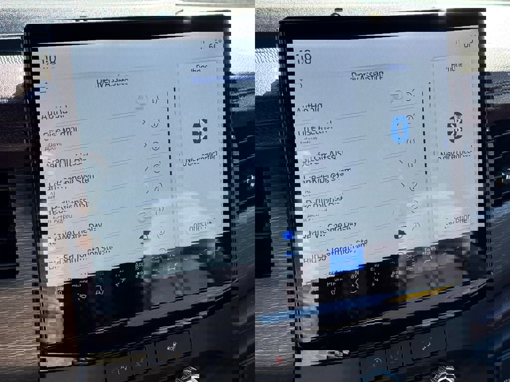 Certified 2023 Ford Expedition Limited image 29