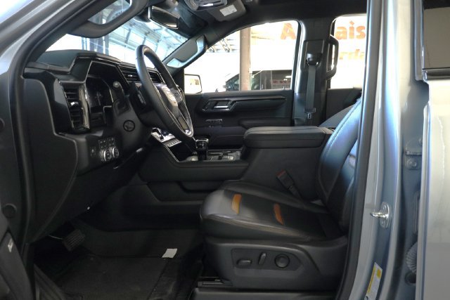 Used 2026 GMC Sierra 1500 AT4 AWD/4WD image 11