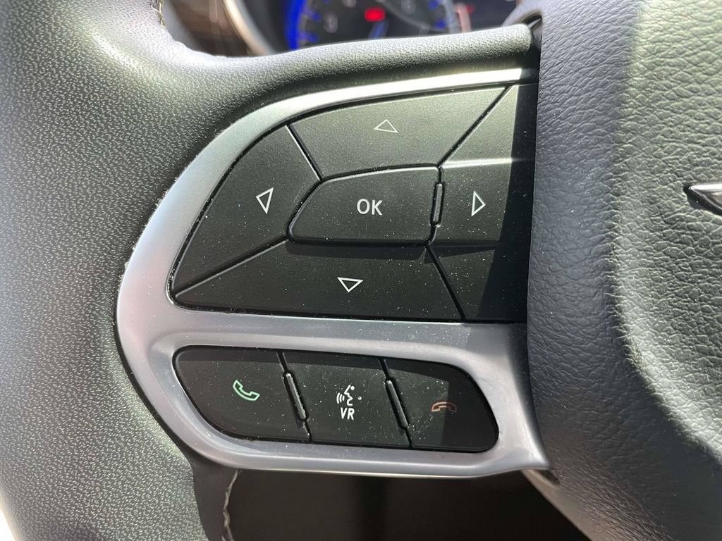 Used 2022 Chrysler Pacifica Limited FWD image 27