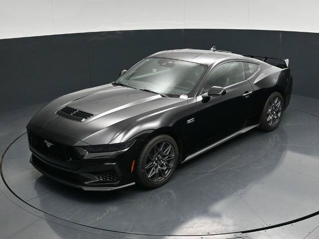 Certified 2025 Ford Mustang GT Premium w/ GT Performance Package RWD image 39