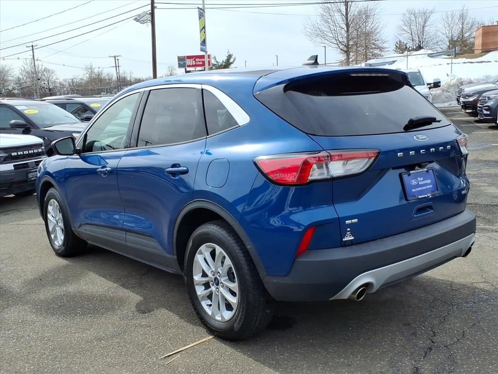 Certified 2022 Ford Escape SE image 5