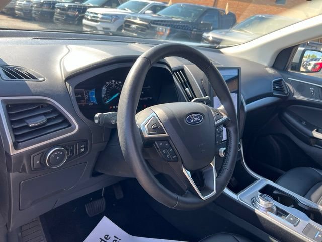 Certified 2024 Ford Edge SEL w/ Convenience Package AWD/4WD image 7