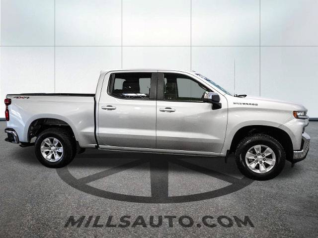 Used 2022 Chevrolet Silverado 1500 LT AWD/4WD image 9