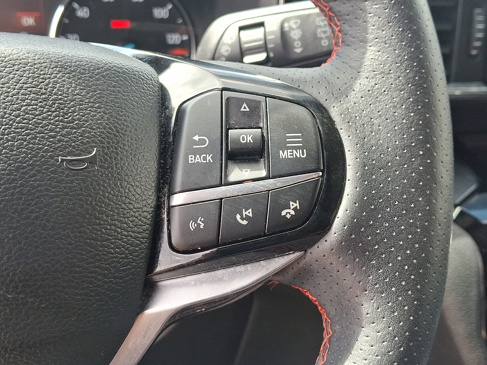 Certified 2023 Ford Explorer ST-Line AWD/4WD image 23