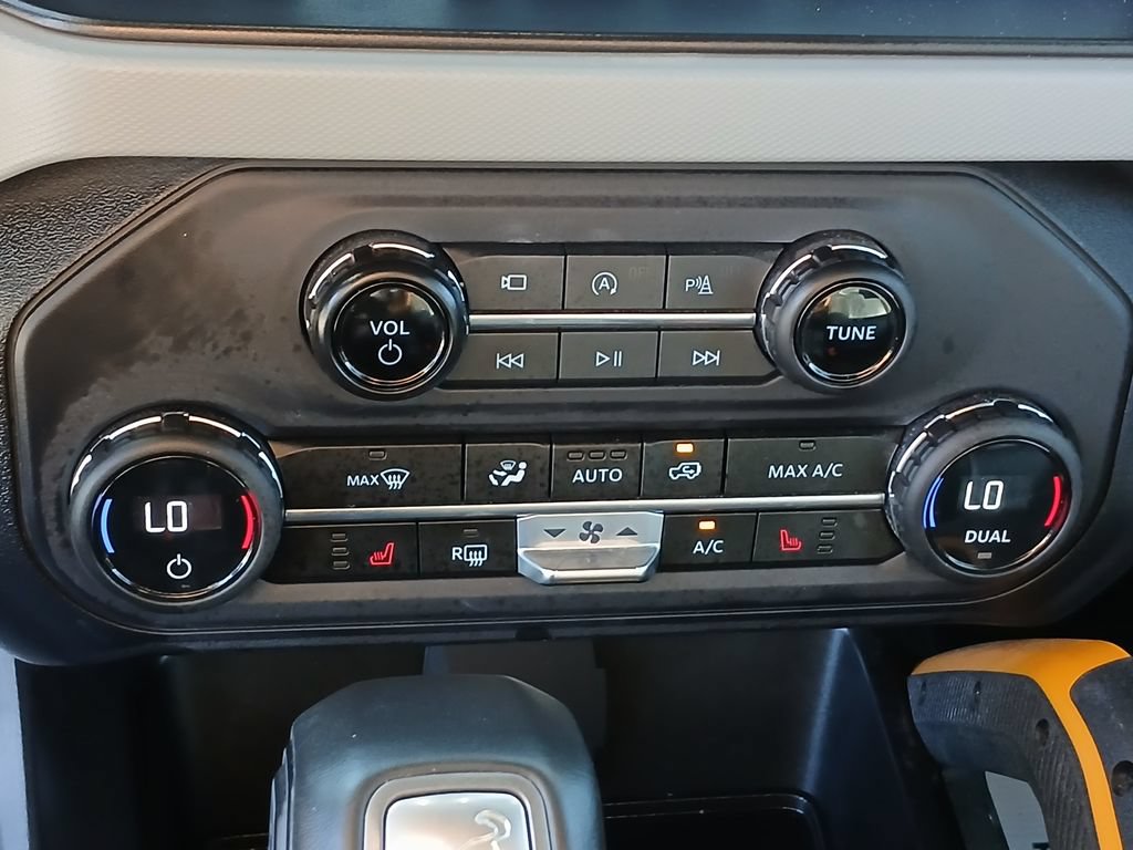 Certified 2023 Ford Bronco Badlands AWD/4WD image 15