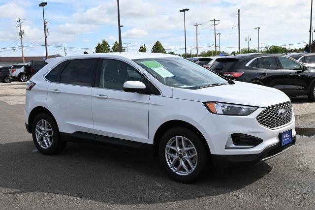 Certified 2024 Ford Edge SEL image 9
