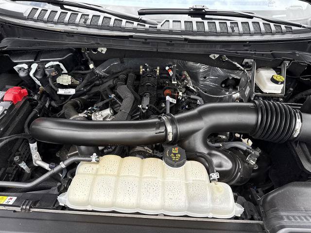 Certified 2025 Ford Expedition Platinum AWD/4WD image 33