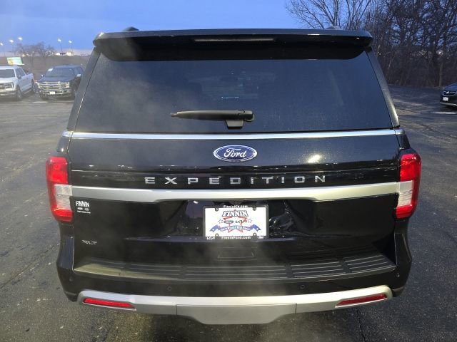 Certified 2024 Ford Expedition XLT image 3