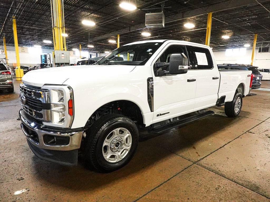 Certified 2026 Ford F350 XLT AWD/4WD image 3