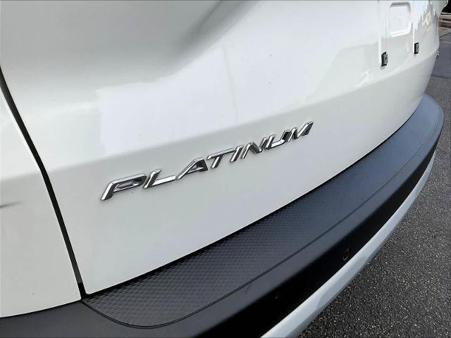 Certified 2024 Ford Escape Platinum AWD/4WD image 26