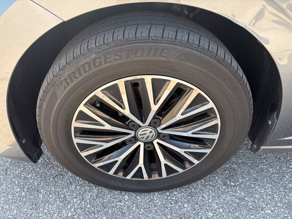 Used 2020 Volkswagen Jetta SE w/ SE Cold Weather Package FWD image 27
