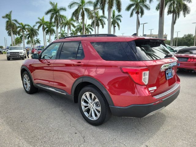 Certified 2022 Ford Explorer XLT w/ Equipment Group 202A RWD image 28