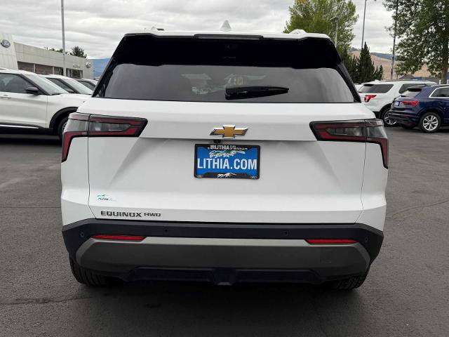 Used 2025 Chevrolet Equinox LT w/ Convenience Package II AWD/4WD image 8