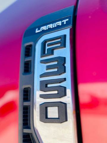 Certified 2025 Ford F350 Lariat w/ Lariat Ultimate Package AWD/4WD image 9