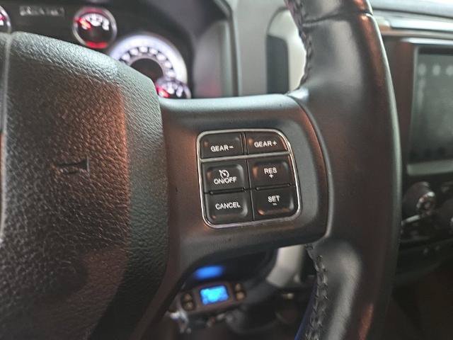 Used 2019 RAM 1500 Classic SLT w/ Luxury Group AWD/4WD image 18