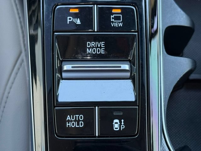 Used 2023 Hyundai Sonata Limited FWD image 17