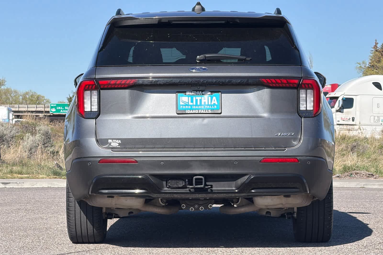 Certified 2025 Ford Explorer ST-Line w/ ST-Line Street Pack AWD/4WD image 7