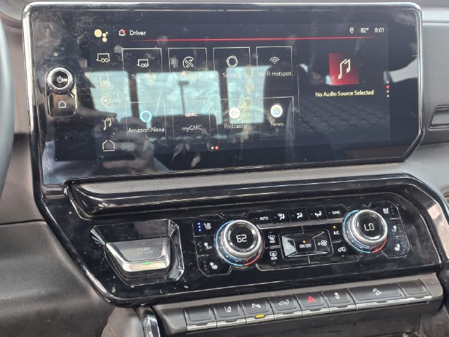 Used 2024 GMC Sierra 2500 AT4 w/ Technology Package AWD/4WD image 5