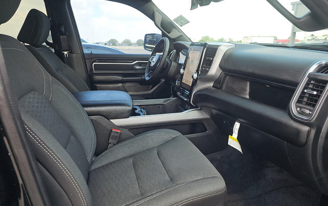 Used 2025 RAM 1500 Lone Star AWD/4WD image 6