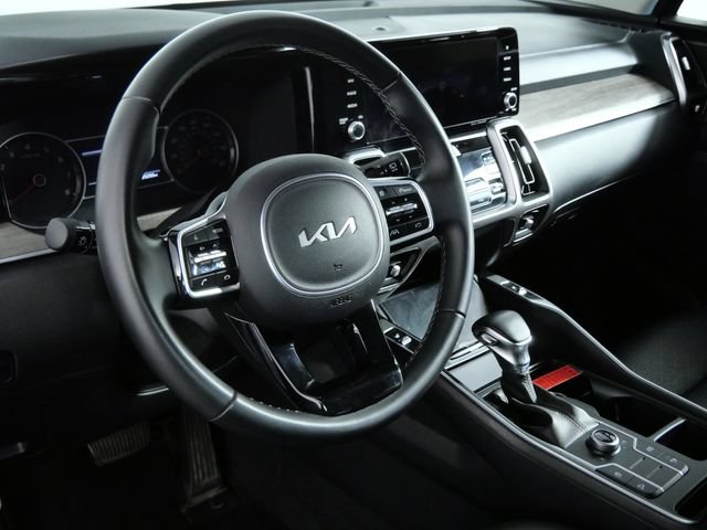Used 2023 Kia Sorento S AWD/4WD image 20