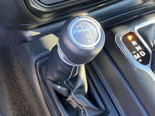 Used 2023 Jeep Wrangler Sahara w/ Cold Weather Group image 32