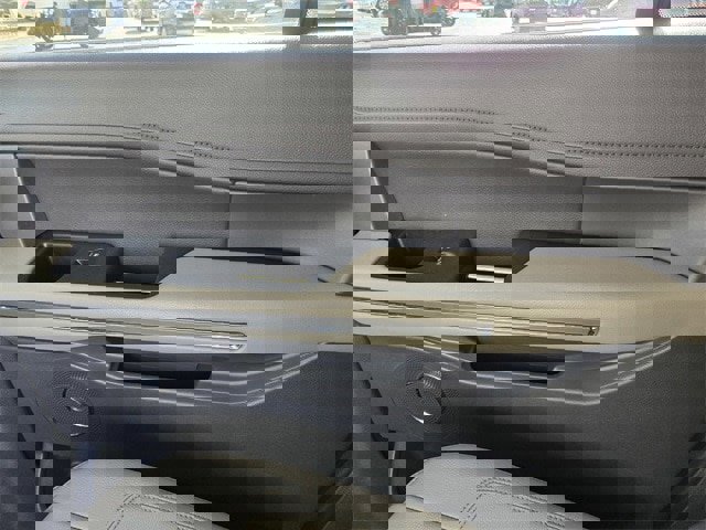 Certified 2020 Ford Expedition Max XLT w/ Equipment Group 202A image 14