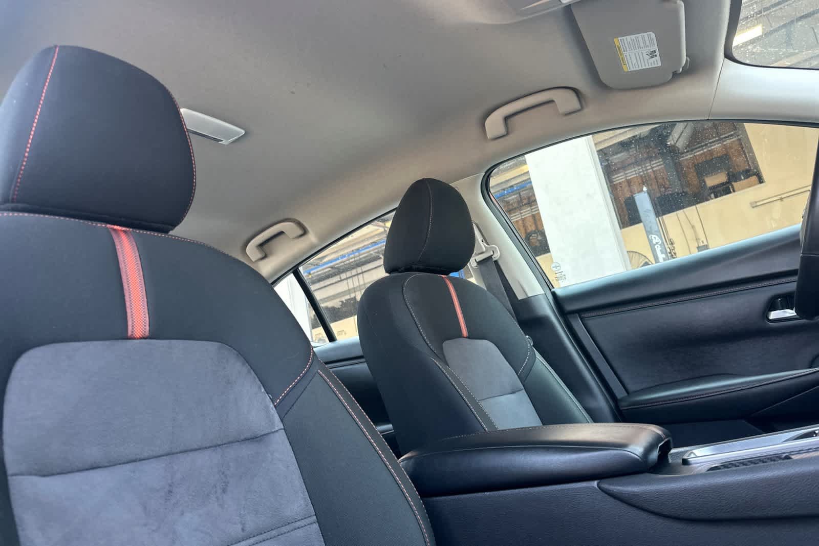 Used 2025 Nissan Sentra SR FWD image 16