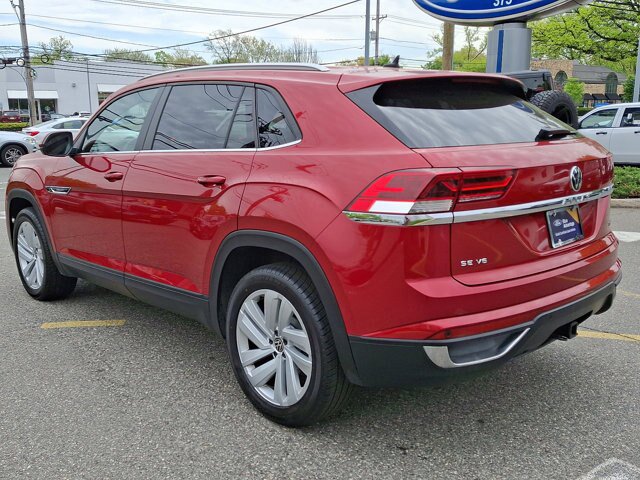 Used 2020 Volkswagen Atlas Cross Sport SE w/ Towing Package AWD/4WD image 14