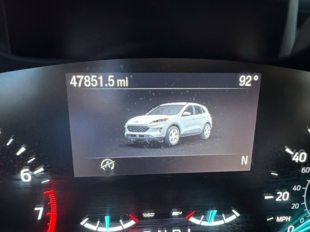 Certified 2020 Ford Escape SEL FWD image 3