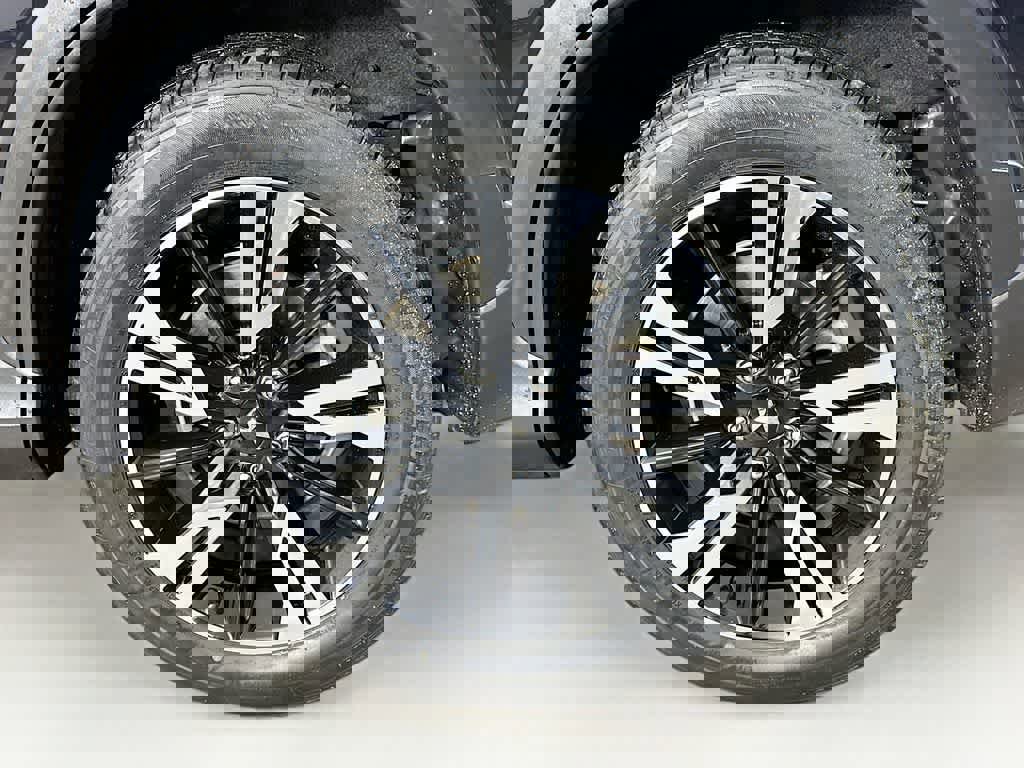 Used 2024 Mitsubishi Eclipse Cross SE image 11