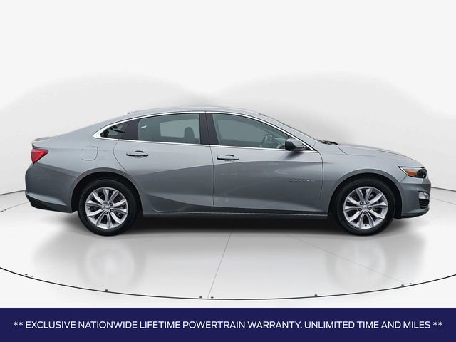 Used 2025 Chevrolet Malibu LT FWD image 2