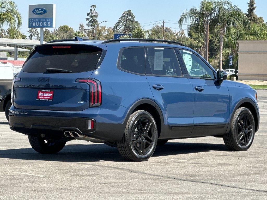 Used 2025 Kia Telluride EX X-Line AWD/4WD image 3